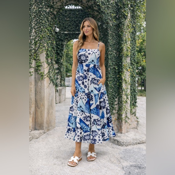 FARM Rio Dresses & Skirts - Farm Rio Mantas Sleeveless Square-Neck Midi Dress
